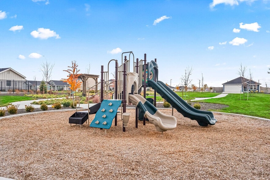 Building Photo - 8648 E Wishmore St