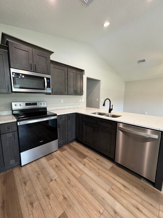 Building Photo - 13319 SW 106th Pl