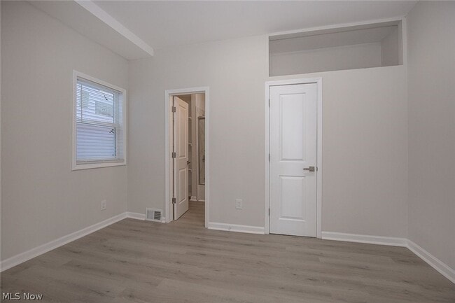 Building Photo - 4911 Tillman Ave