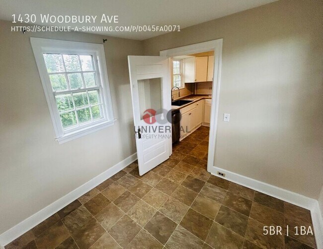 Building Photo - 1430 Woodbury Ave