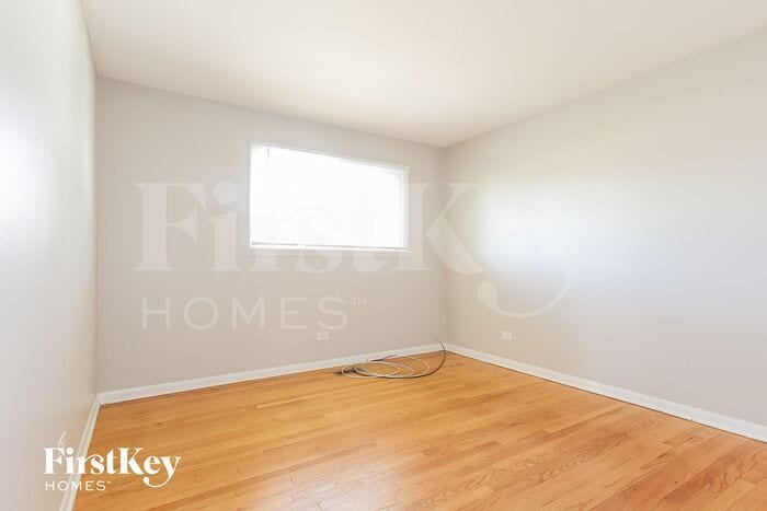 Building Photo - 4302 Applewood Ln