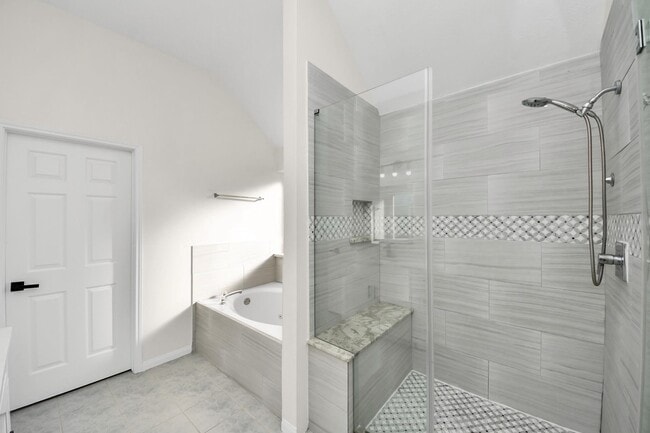 Building Photo - 811 Childers Ct