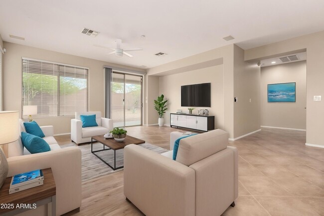 Building Photo - 1744 W Turtle Hill Dr