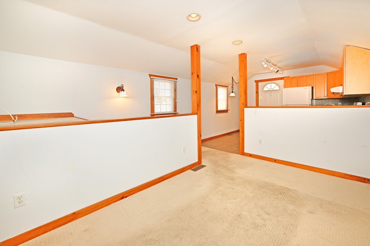 Building Photo - 211 Godwin Ave