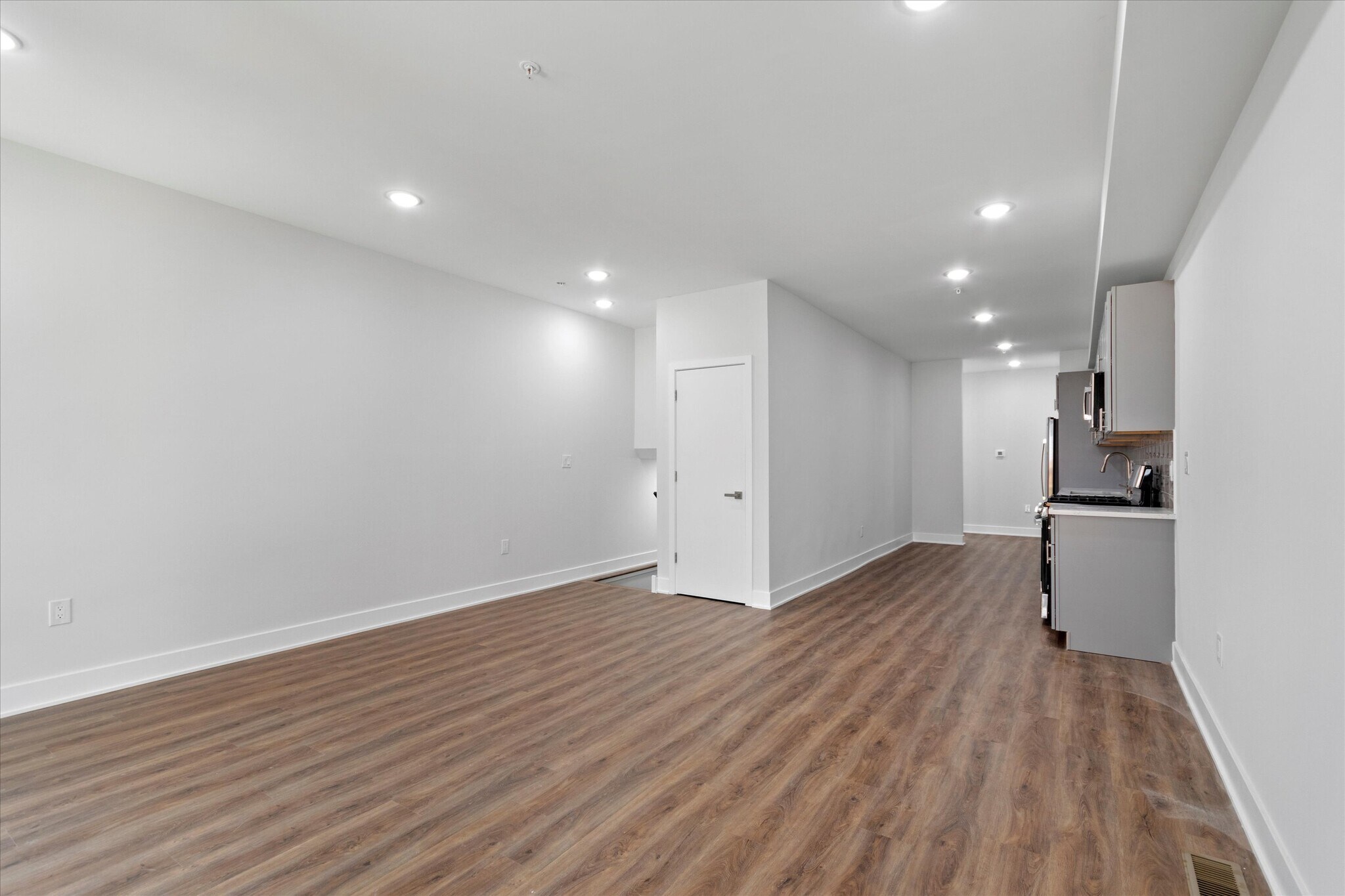 Building Photo - 321 W Berks St