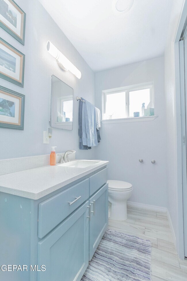 Building Photo - 3417 Aberdeen St