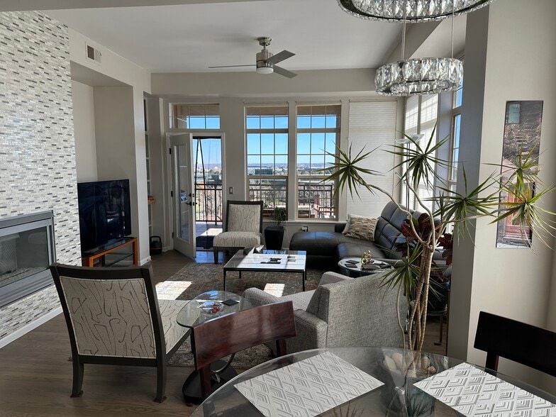 Building Photo - 7820 Inverness Blvd