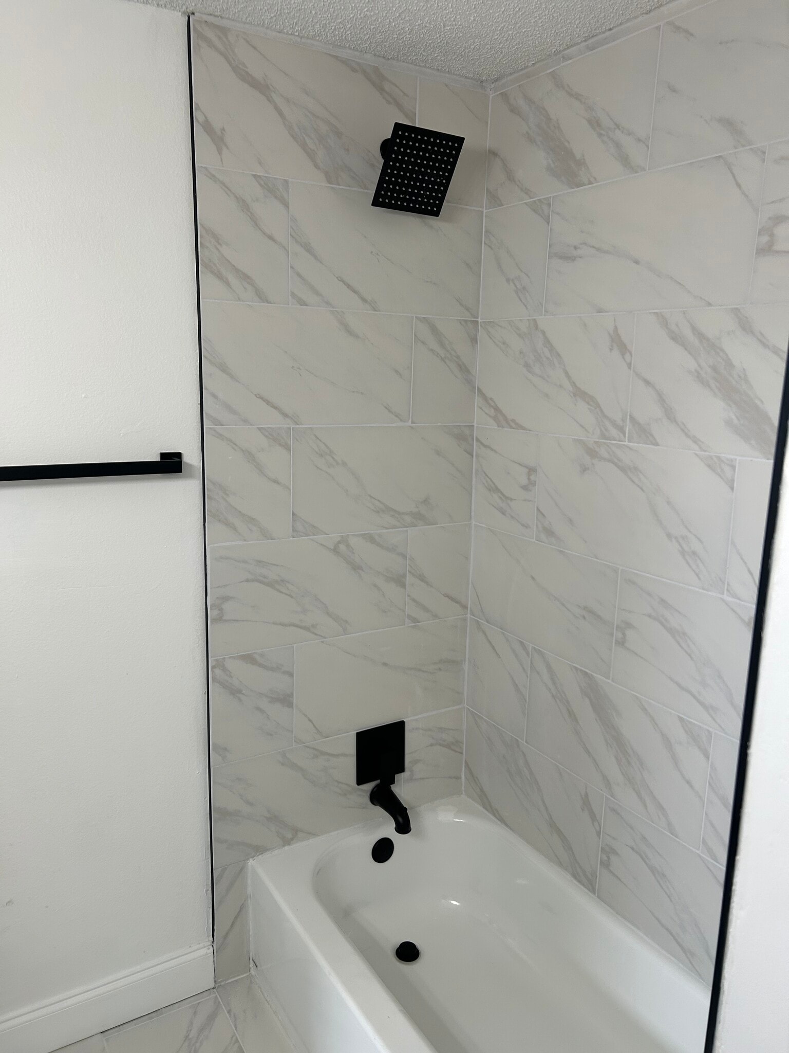 Building Photo - 12219 Armenia Gables Cir