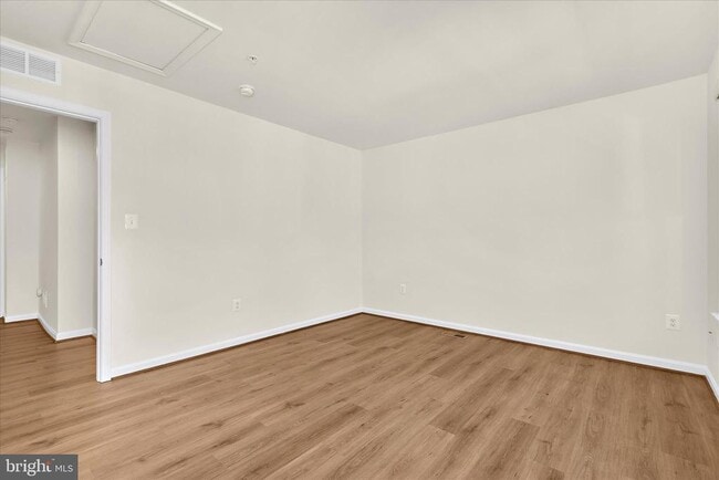 Building Photo - 1110 Thomas Trl
