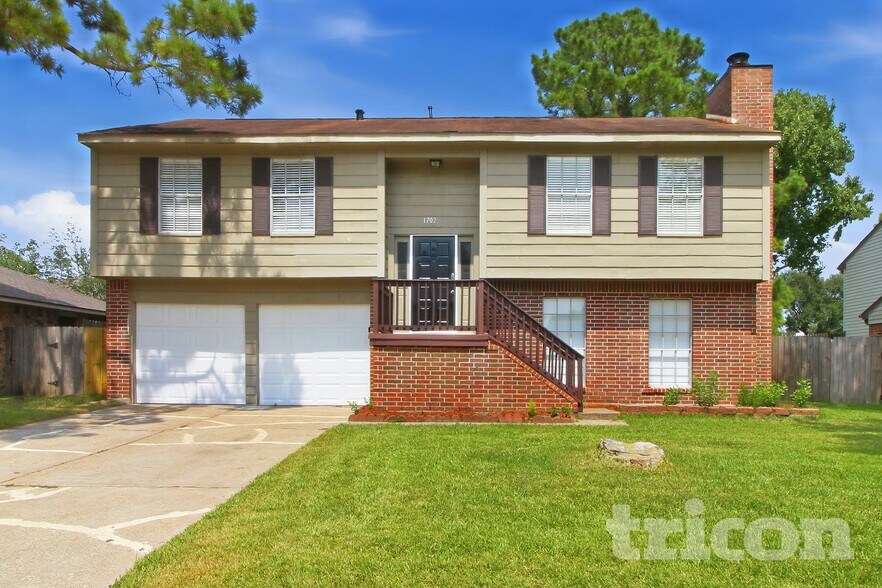 Building Photo - 1702 Floyd Rd