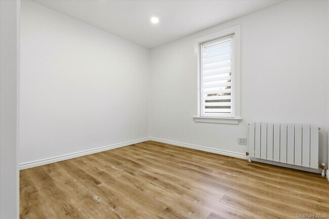 Building Photo - 73-22 67th Rd