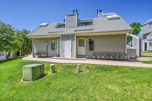 Building Photo - $1,140.95 with $300 Off The First Month's Rent, 1 Bed, 1 Bath, Condo in Thornton with Washer and ...
