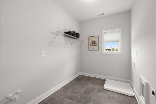 Building Photo - 6320 Halcyon Garden Dr