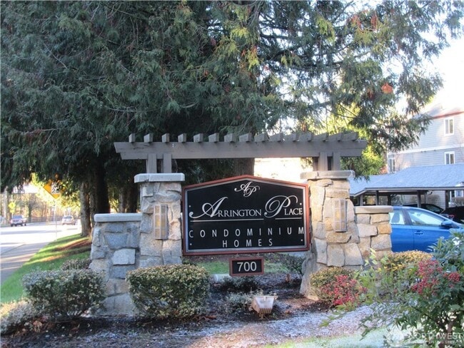 Building Photo - 1Bd/1Ba Issaquah Condo