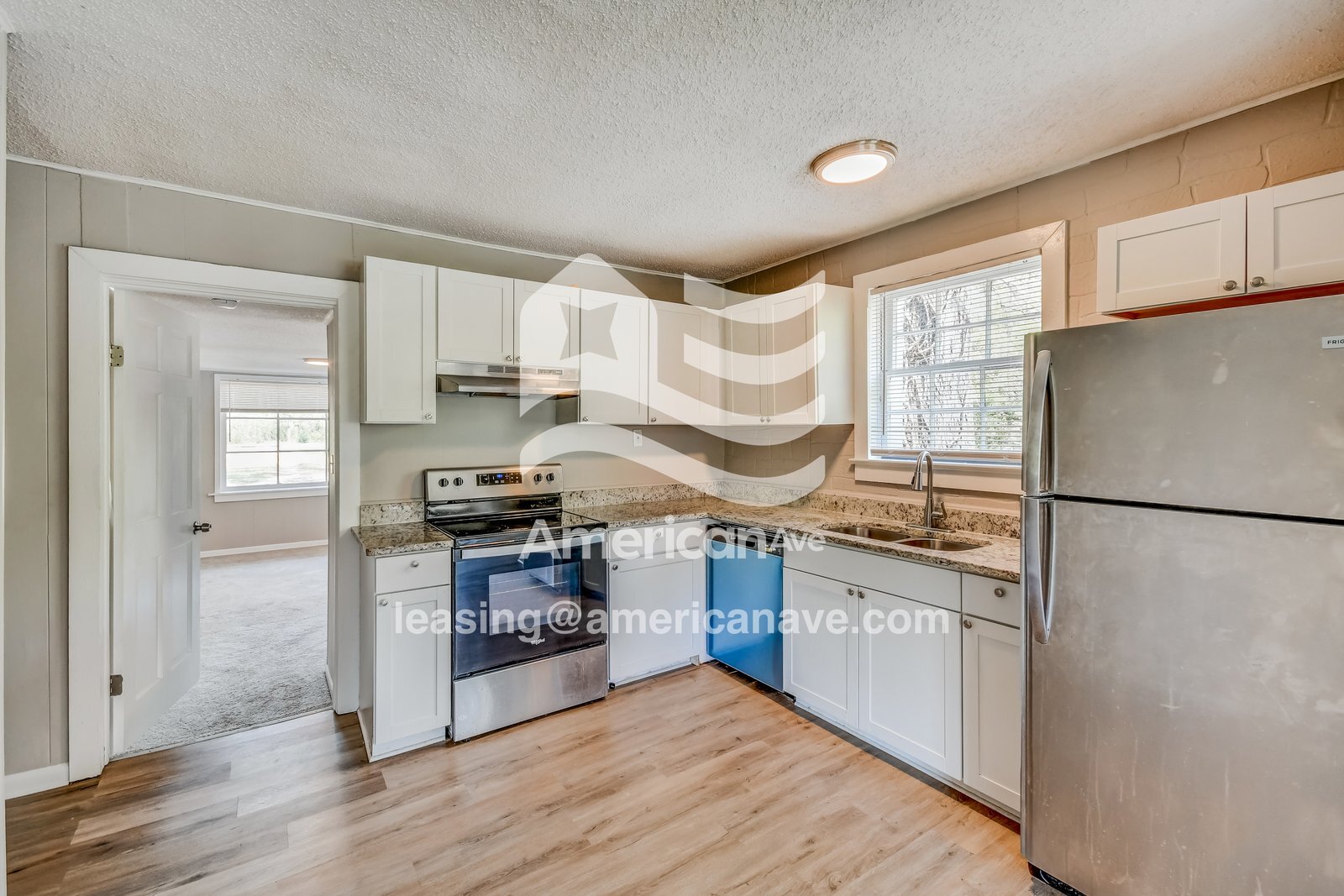 Building Photo - 413 Roebuck Dr