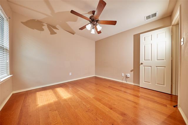 Building Photo - 4616 Brighton Dr