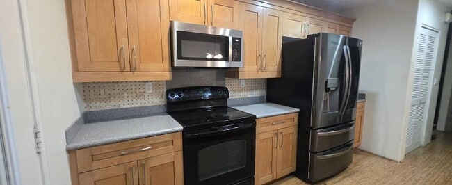 Building Photo - 510 Kunehi St