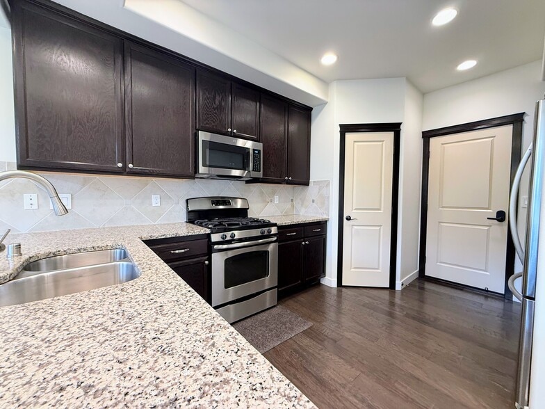 Building Photo - 3415 189th Pl SE