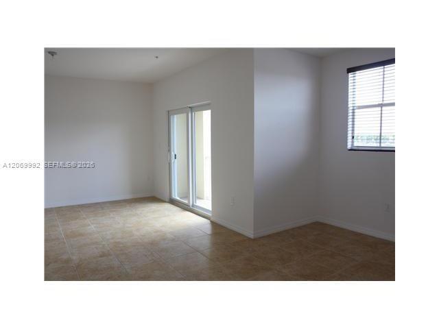 Building Photo - 10870 NW 88th Terrace