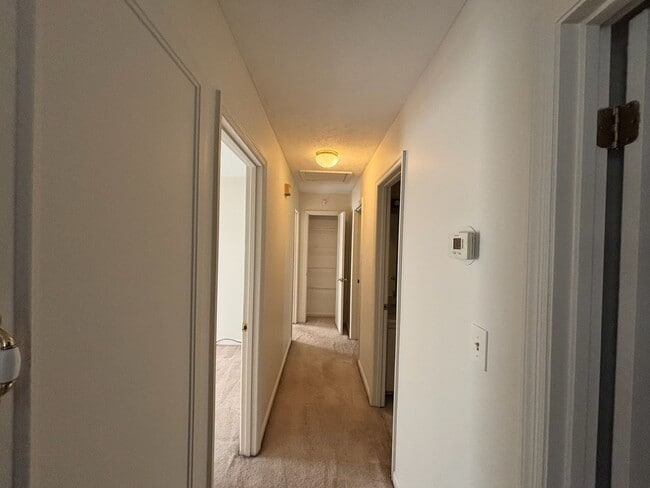 Building Photo - Charming 3BR Home in Columbus – Pet Friendly & Move-In Ready!