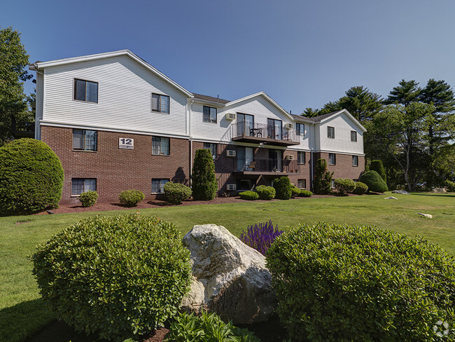 Building Photo - Mansfield Meadows