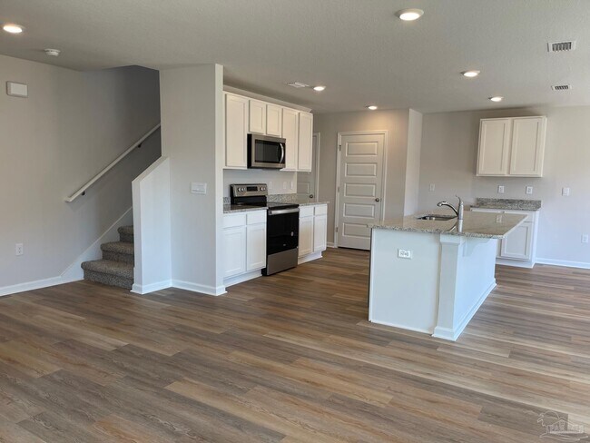 Building Photo - 10942 Blacktail Loop