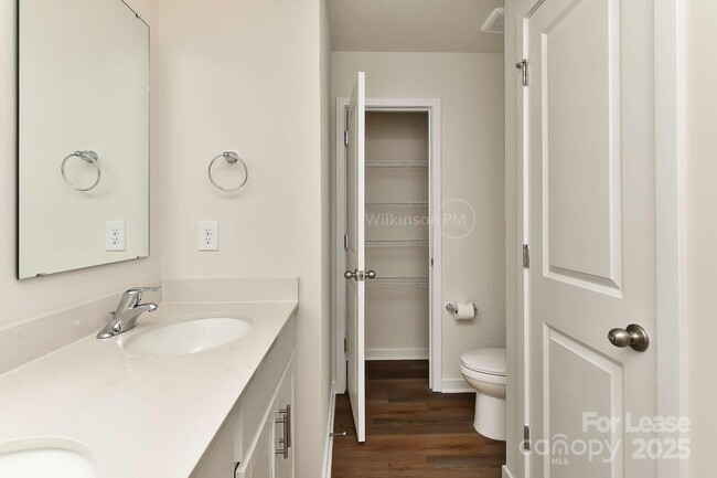 Building Photo - 149 Parker Claire Ln