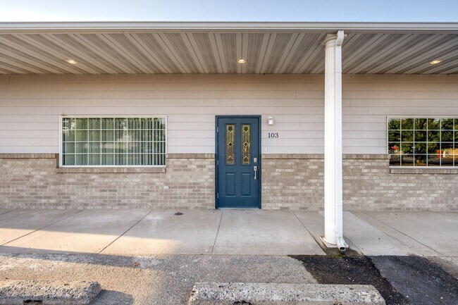Building Photo - Windermere LWS