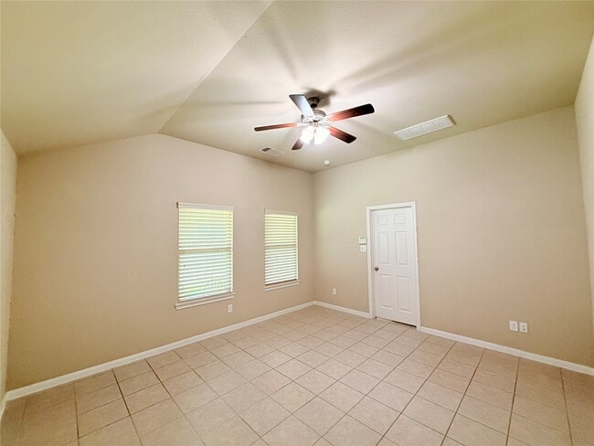 Building Photo - 8614 Brookdale Park Ln