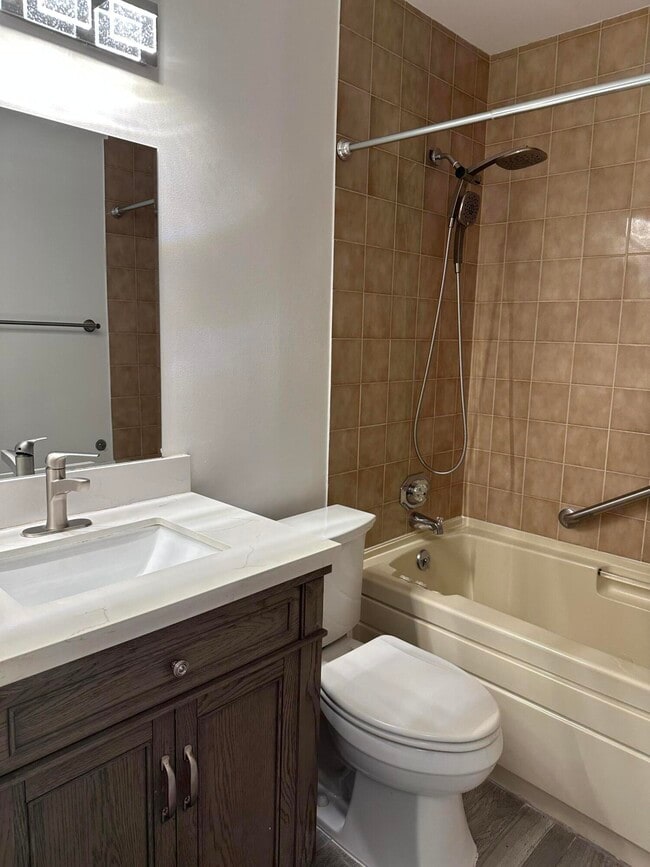 Building Photo - 15729 Bottlebrush Cir