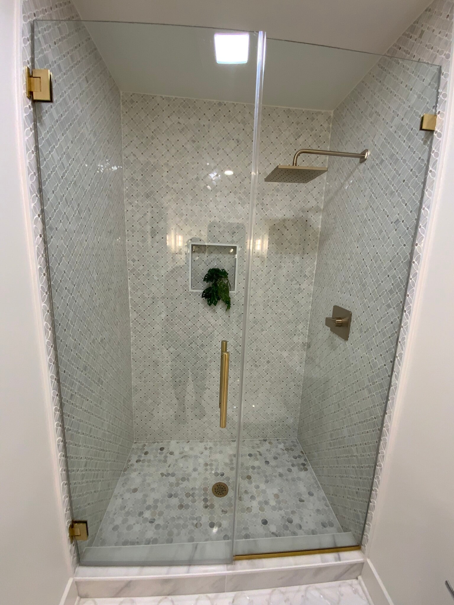 Building Photo - 116 3rd Ave