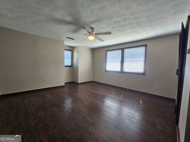 Building Photo - 150 Jefferson Blvd