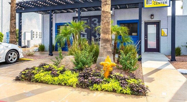 Building Photo - 3435 E McDowell Rd