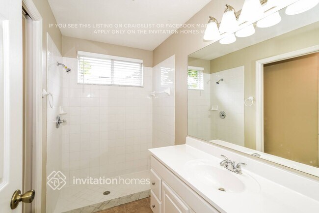 Building Photo - 6706 Clair Shore Dr