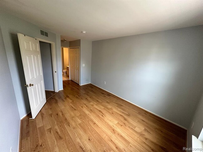 Building Photo - 22277 Atlantic Pointe