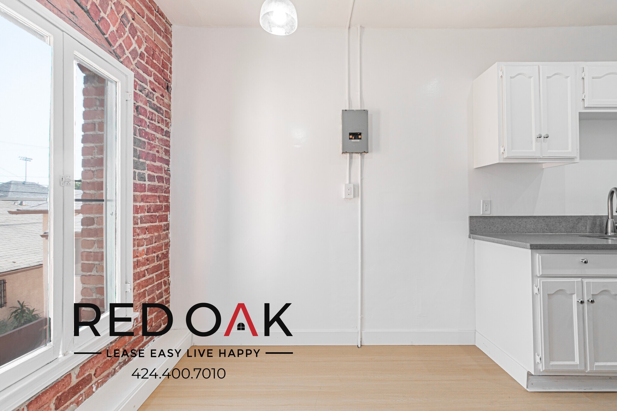 Building Photo - 1405 S Berendo-206