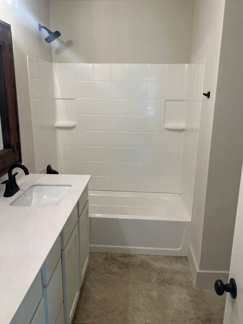 Building Photo - 166 Big Horn Dr