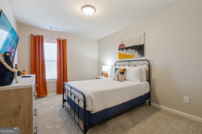 Building Photo - 2029 Pinnacle Walk