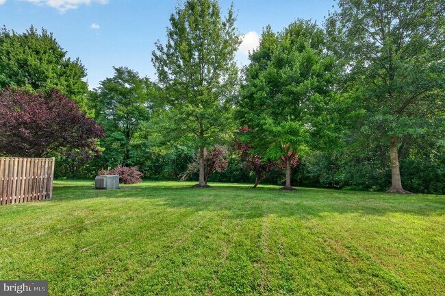 Building Photo - 15044 Gaffney Cir