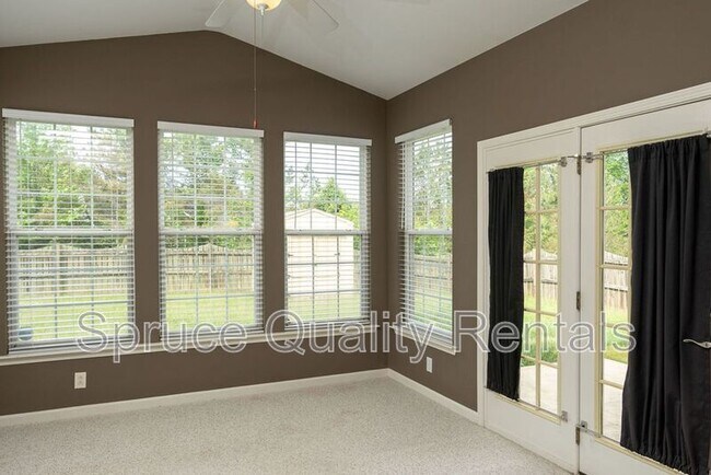 Building Photo - 6201 Elderbush Dr