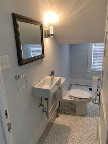 Building Photo - 5404 Miller Ave