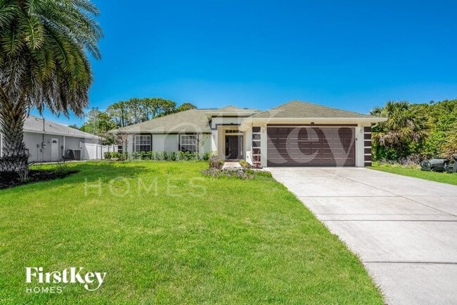 Building Photo - 4633 Fernway Dr
