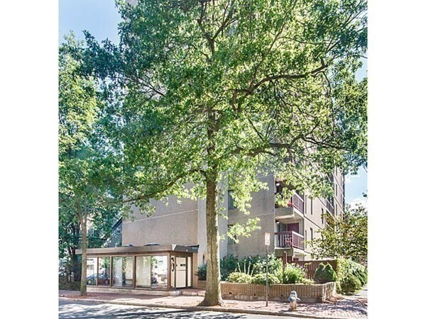 Building Photo - 280 Harvard St