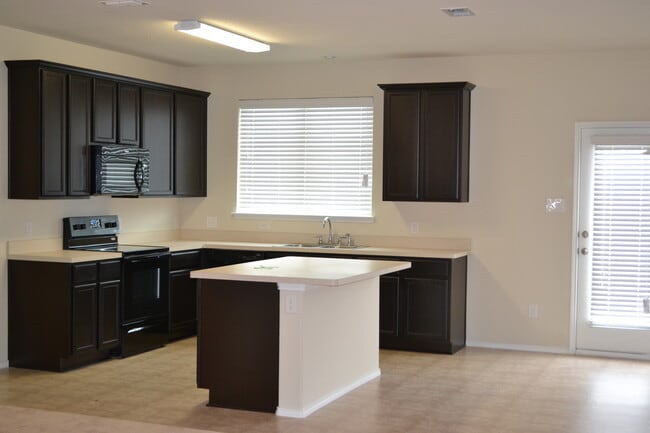 Building Photo - House for Lease in Sherman