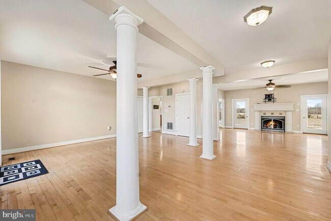 Building Photo - 24072 Zachary Taylor Hwy