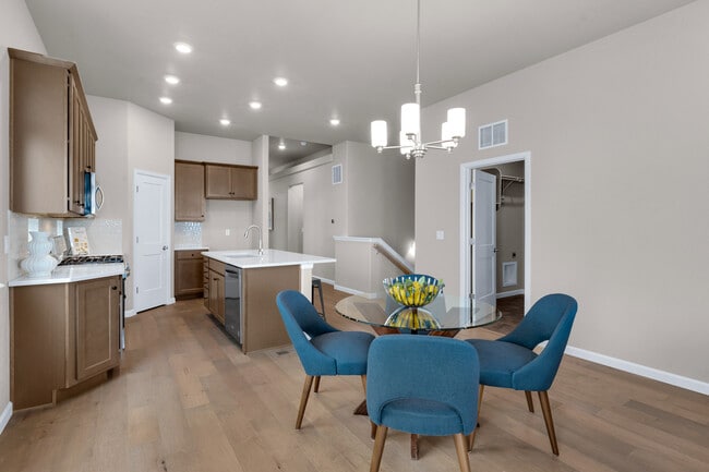 Building Photo - 9436 Wolf Valley Dr.