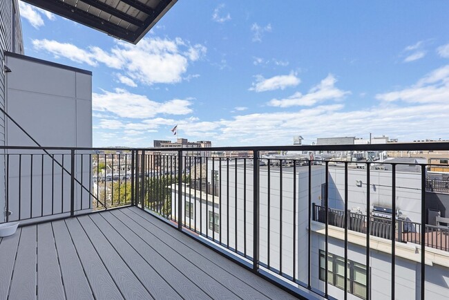Building Photo - 30 Penniman Rd