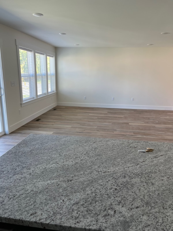 Building Photo - 3261 Reynard Ln