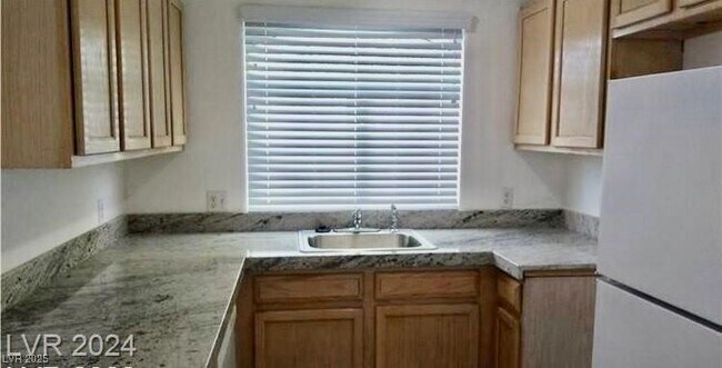 Building Photo - 4304 W Lake Mead Blvd