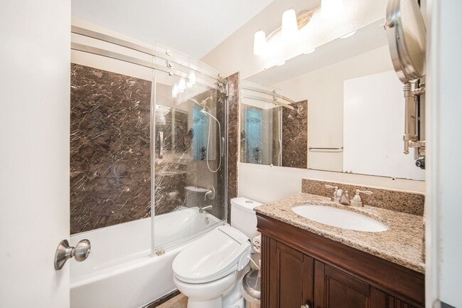Building Photo - 4560 Benedick Ct